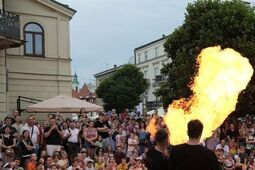 Trzeci dzień Carnavalu Sztukmistrzów – Lublin w rytmie śmiechu, magii i akrobacji