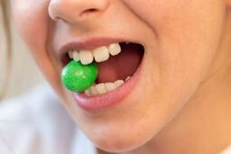 9-latka zadławiła się cukierkiem i zmarła. Śledztwo umorzone