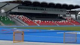 W ramach pierwszego etapu przebudowy całkowicie wyburzono trybuny okalające stadion OSiR.  Główna została przebudowana, po jej obu stronach powstały dodatkowe. Poza tym powstała infrastruktura lekkoatletyczna, nowoczesne zaplecze, pomieszczenia magazynowe i kasy