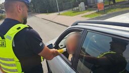 Sprawdzali trzeźwość kierowców. Odebrali 53 prawa jazdy 