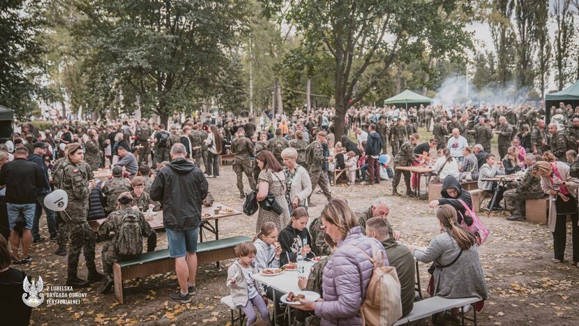 Grochówka dla 5000 osób