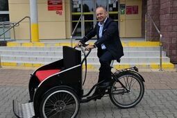 Rikszą po Świdniku? Chętnych do wożenia seniorów nie brakuje