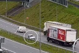 Zmienił zdanie i zawrócił. Pod prąd. Na ekspresówce. I to nie samochodem