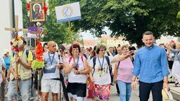 Pątnicy już w trasie. Każdy niesie na Jasną Górę własne intencje