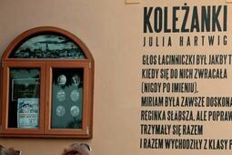 Wiersze między ulicami. Spacer śladami Julii Hartwig