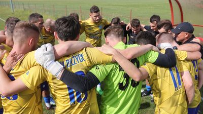 Piłkarze Unii Bełżyce wierzą, że zagrają w lubelskiej klasie okręgowej