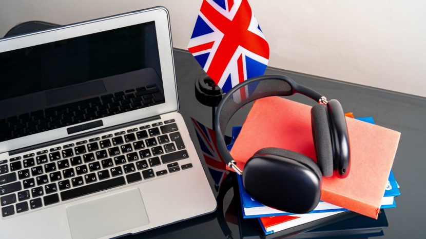 Kurs angielskiego online - czy to skuteczny sposób na naukę?<br />
https://elements.envato.com/english-language-learning-concept-with-books-and-f-D2ZNEJG