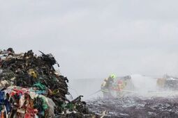 Ogromny pożar plastików pod Kraśnikiem. Jest śledztwo