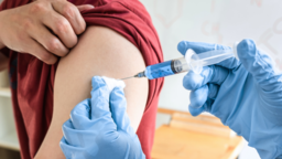 Więcej darmowych szczepień w aptekach. Zmiany od poniedziałku