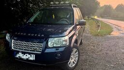 Najpierw wypił, potem zasnął. W samochodzie. Na środku drogi