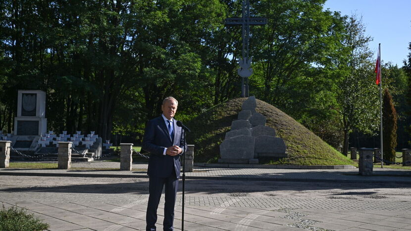 W rocznicę agresji ZSRR: Tusk apeluje o jedność wokół wojska