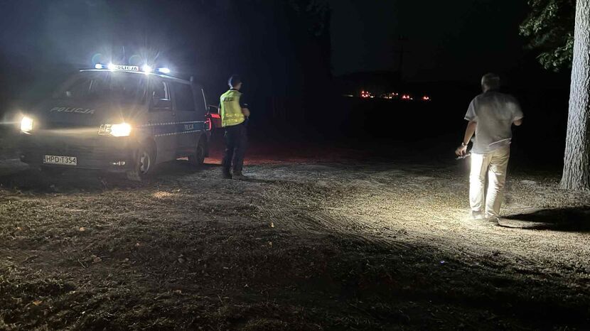 W miejscu, gdzie spadł dron pracują służby. Policja zabezpiecza teren