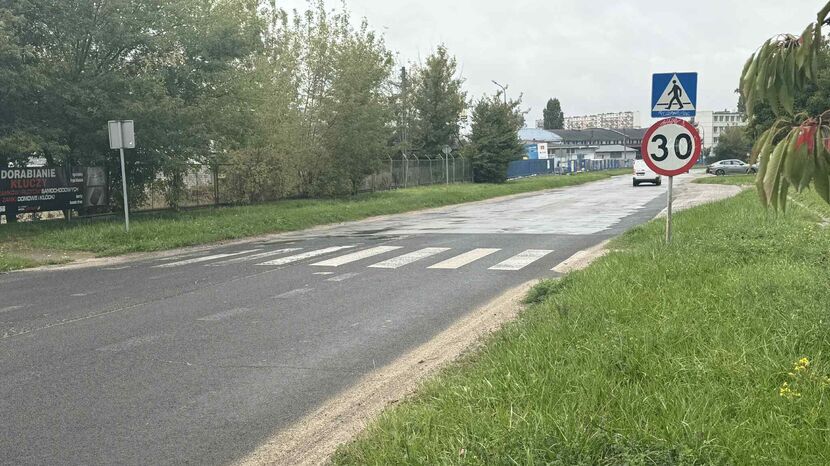 Nawierzchnia ulicy Chemicznej pozostawia wiele do życzenia.