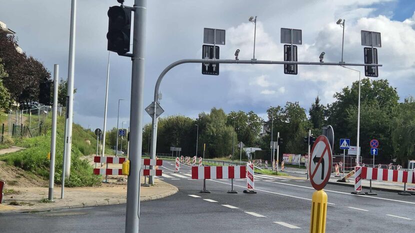 Na osiedlu jak na placu budowy. Mieszkańcy Narcyzowej mają dość