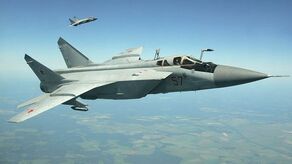 MiG-31 to radziecki, dwumiejscowy, naddźwiękowy ciężki myśliwiec przechwytujący. Trzy takie maszyny dzisiaj naruszyły estońskie niebo