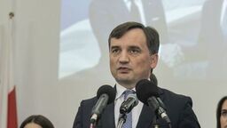 Sąd zgodził się na przymusowe doprowadzenie Ziobry na komisję