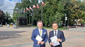 Jakub Stefaniak (sekretarz stanu w Kancelarii Prezesa Rady Ministrów) i Bartosz Kobus (doradca wicepremiera Władysława Kosiniaka-Kamysza w MON)