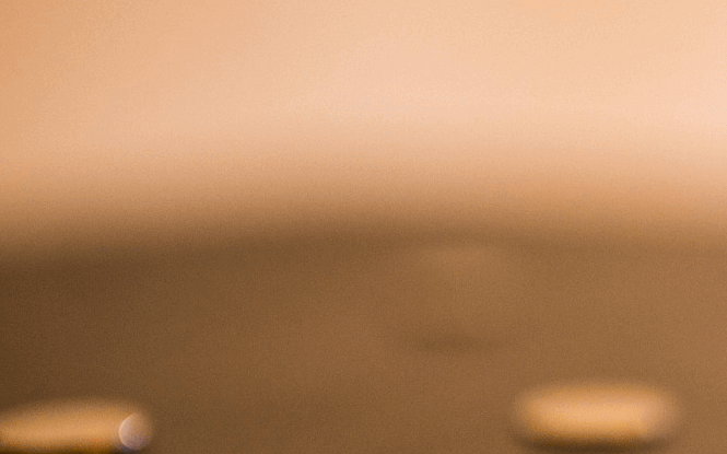 Dlaczego warto porównać cenę prądu w firmie i domu?