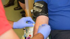 Zapasy krwi na wyczerpaniu. RCKiK apeluje o udział w terenowych akcjach