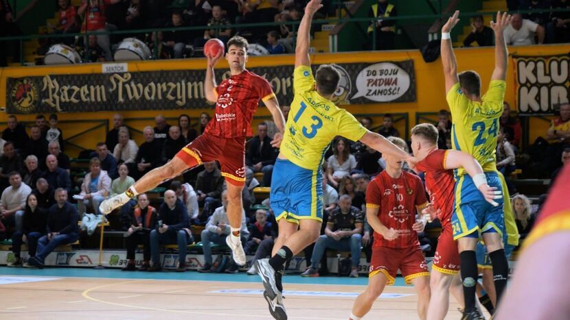 Po dobrym meczu KPR Padwa Zamość rozbiła Stal Gorzów Wielkopolski 42:28<br />