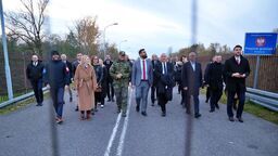 Europosłowie na granicy