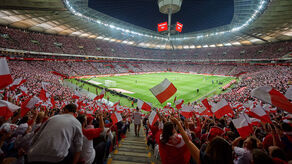 Oszuści oferują bilety na mecz Polska-Holandia. Mieszkaniec regionu sporo stracił