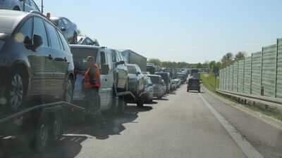 W środę weszło w życie nowe porozumienie handlowe UE z Ukrainą, które rozszerza zwolnienia celne i ułatwia handel. Na granicy trwa walka o równowagę między otwartym rynkiem a bezpieczeństwem konsumentów i rolników