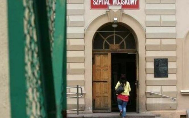 W piwnicach szpitala będą szkolić medyków z medycyny pola walki