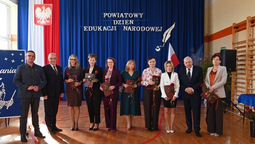 Starosta docenił najlepszych pedagogów (lista nagrodzonych, zdjęcia)