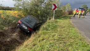 Audi wpadło do rowu w Karczmiskach. 19-latka miała dużo szczęścia