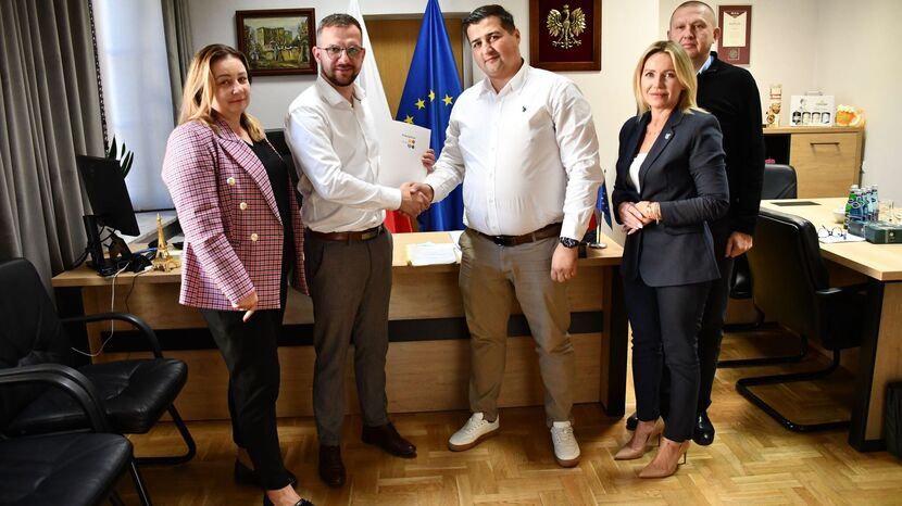 Umowa z firmą, która zbuduje COM na ul. Granicznej w Krasnymstawie, została podpisana w poniedziałek