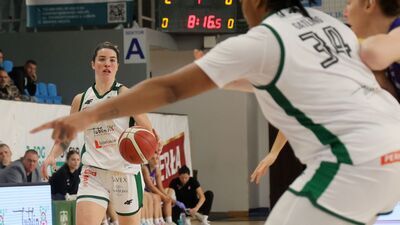 Robbi Ryan (z piłką) to jedna z liderem lubelskiej drużyny