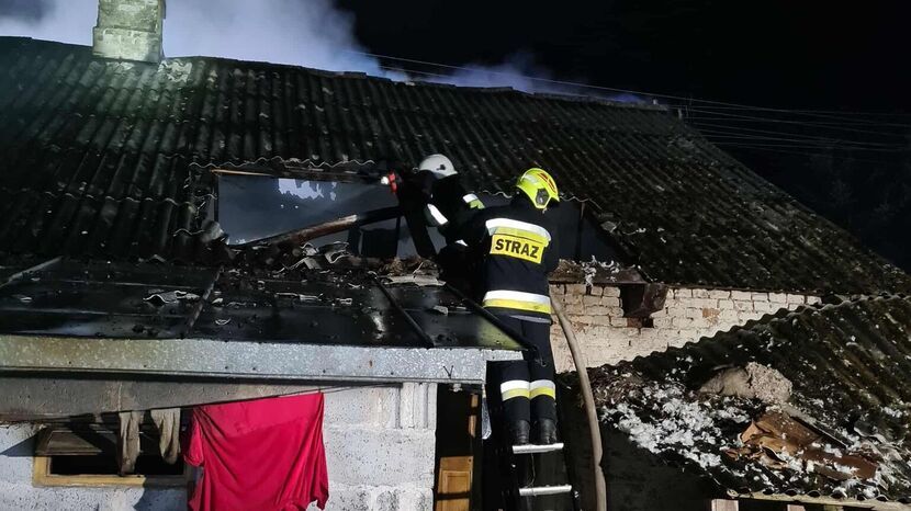 53-latek mieszkał sam. Nie przeżył pożaru domu