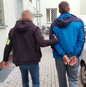 Jeden z opryszków w rękach policji