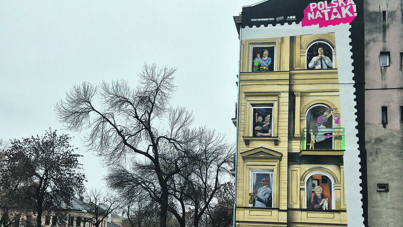 11 listopada zostanie oficjalnie odsłoniony mural, który powstał kilka dni temu przy ul. Zamojskiej – jadąc od strony centrum, ul. Bernardyńską lub ul. Prymasa Stefana Wyszyńskiego, trafimy na niego niemal na wprost (kamienica po prawej stronie)