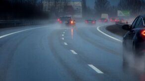 Marznące opady w dwóch powiatach Lubelszczyzny. Rano możliwa gołoledź
