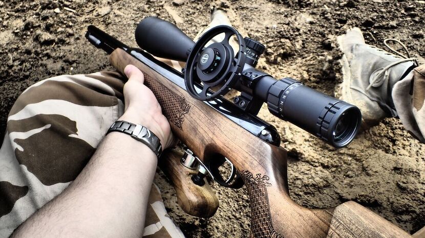 Myśliwy aresztowany po śmiertelnym postrzeleniu 68-latka. Twierdził, iż pomylił go z dzikiem