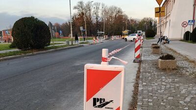 Ulicę Akademicką remontuje Przedsiębiorstwo Robót Drogowych
