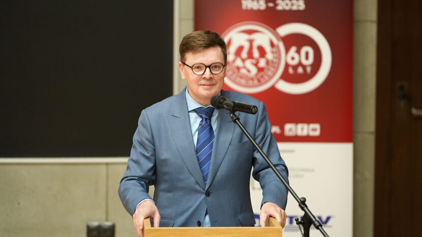 Na zdjęciu rektor uczelni prof. Zbigniew Pater