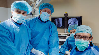 Pionierski zabieg w Lublinie. Wydrukowana w 3D kość nadgarstka uratowała sprawność ręki 27-latka