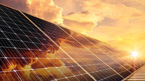 Fotowoltaika w Domu i w Firmie – najważniejsze Różnice w Instalacjach PV