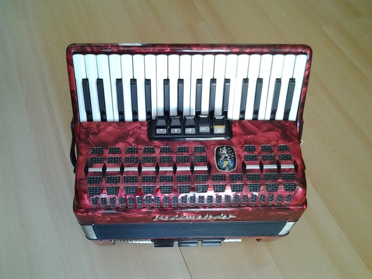 akordeon Weltmeister Meteor 80basow