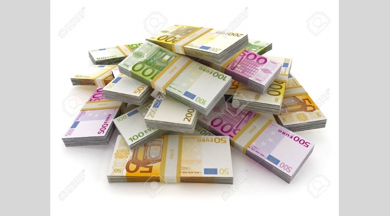 Oferujemy kredyt w przedziale od 5.000 do 450.500.000 zl/ €